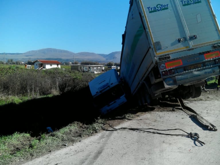 fucino incidente camion 171013 rep 07